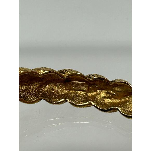 Vintage Chanel Made in France Twist Bangle - Picture 12 of 16